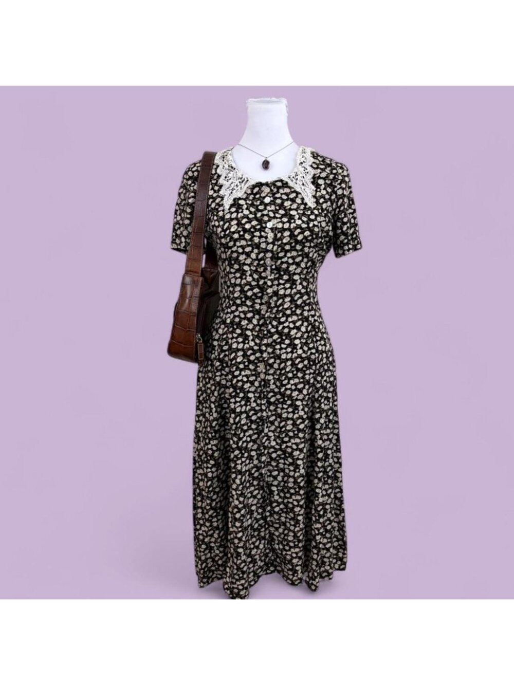 90s ditsy floral cottagecore midi dress with lace collar